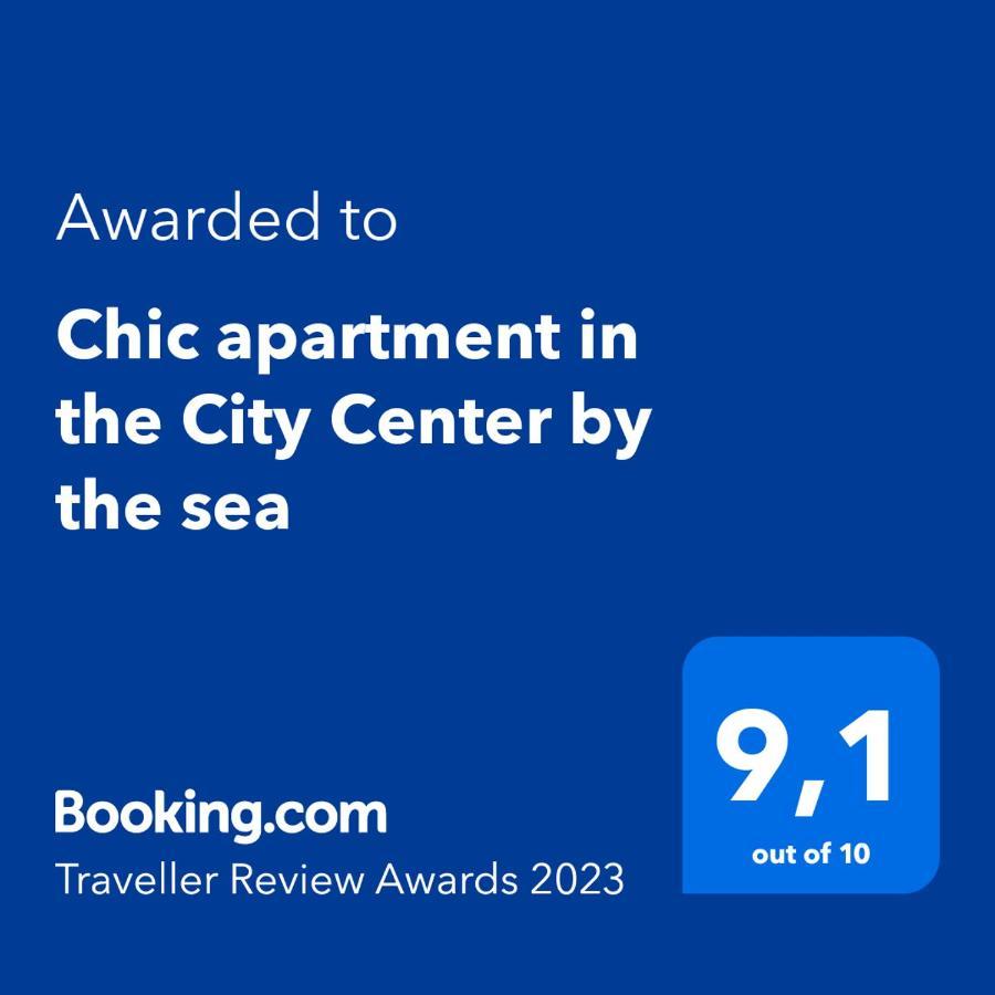 Chic Apartment In The City Center By The Sea Tivat Kültér fotó