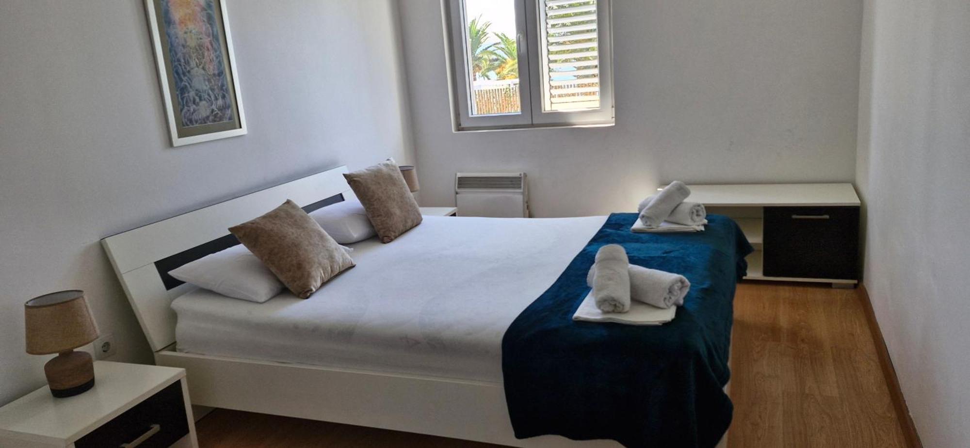 Chic Apartment In The City Center By The Sea Tivat Kültér fotó