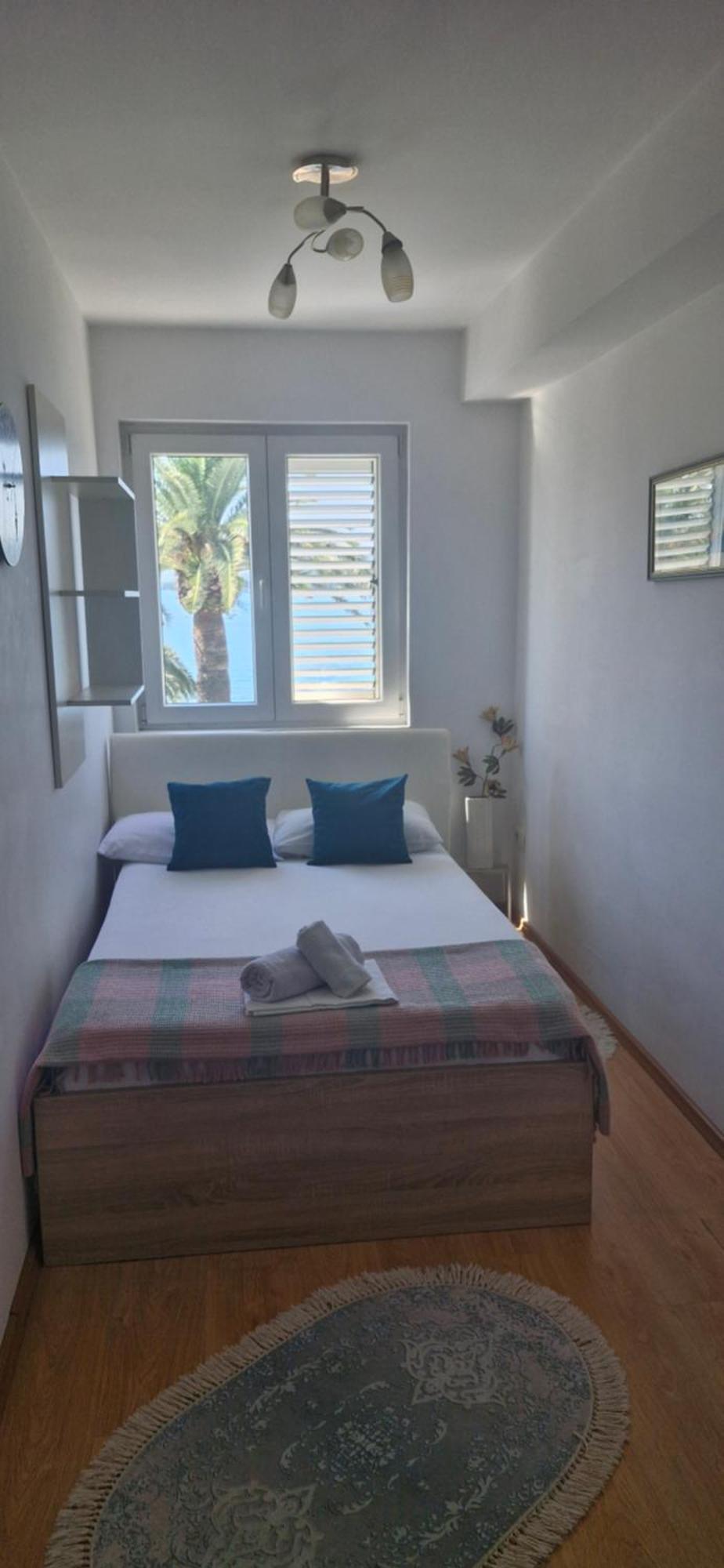 Chic Apartment In The City Center By The Sea Tivat Kültér fotó